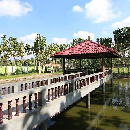 Little-Teak Homestay Chiang Mai Bagian luar foto